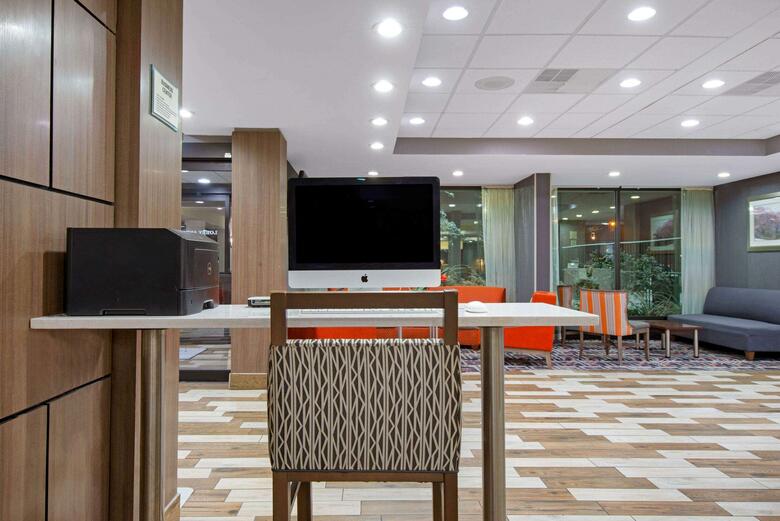 Hotel Comfort Inn