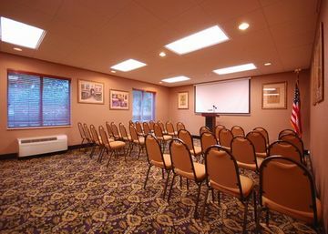 Hotel Comfort Inn & Suites