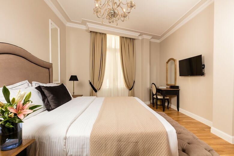 Hotel Athens Mansion Luxury Suites