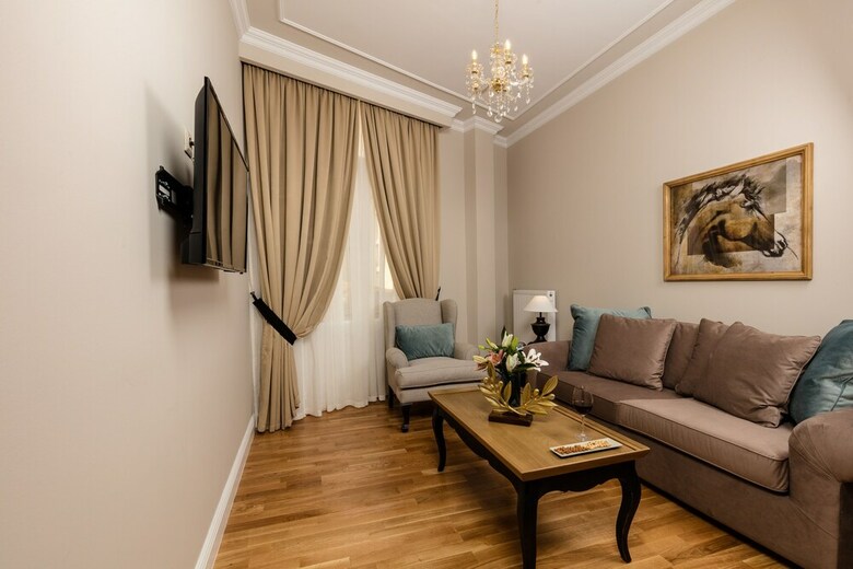 Hotel Athens Mansion Luxury Suites