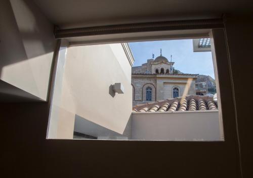 Villa Tripodon Plaka | In The Shade Of Acropolis