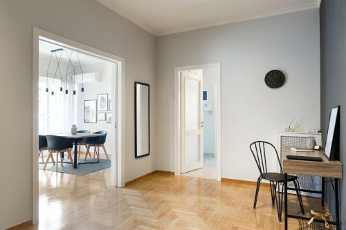 Acropolis Core Bright & Modern Apartment By Upstreet