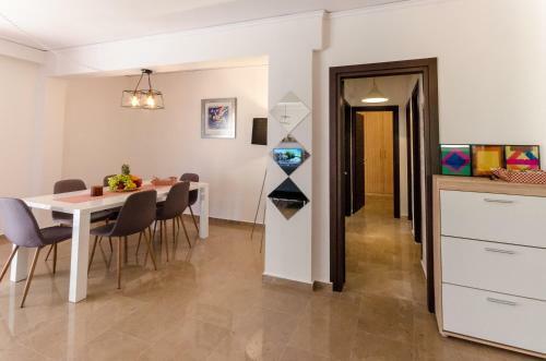 Taurus - Deluxe Apartment With Sea View