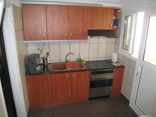 Apartment In The Middle Of Everything