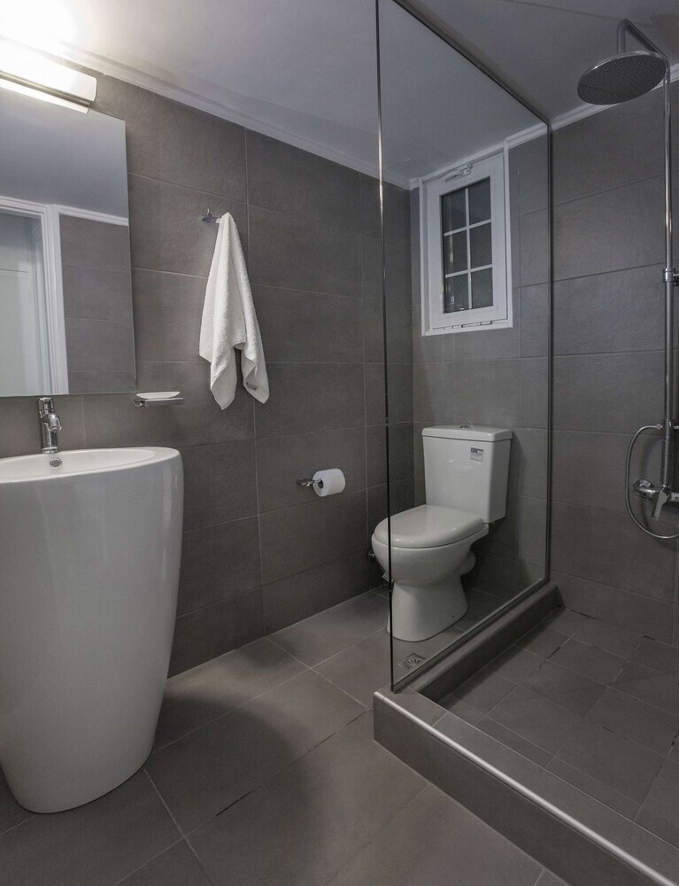 Modern Apartment Close To Acropolis Museum
