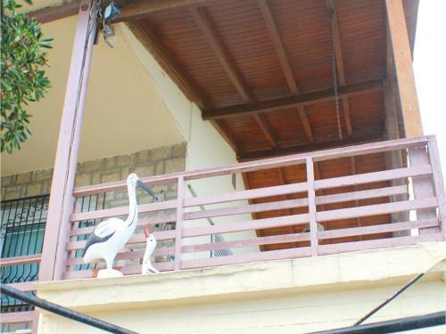 Three-bedroom Apartment In Derveni