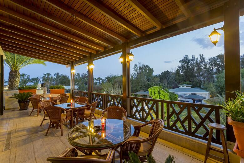 Hotel Ozkaymak Falez