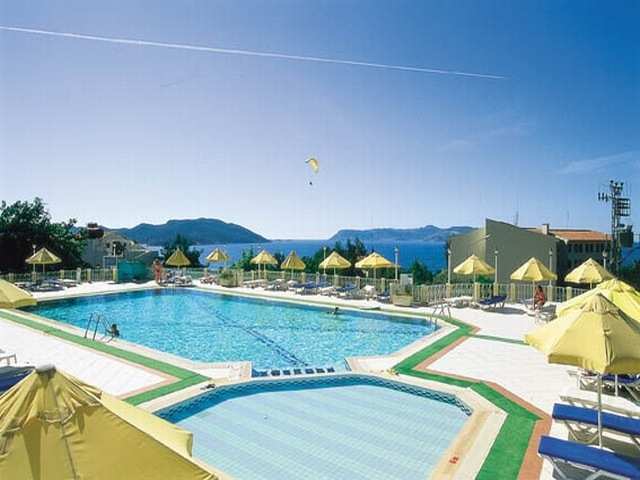 Phellos Hotel