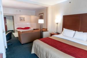Hotel Comfort Inn & Suites