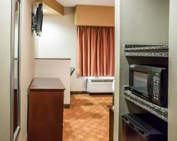 Hotel Comfort Suites