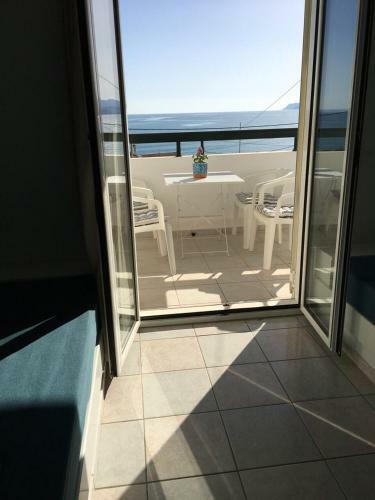 Liofoto Sea View Apartments