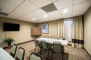 Hotel Comfort Inn & Suites
