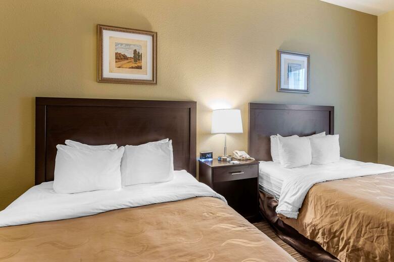 Hotel Quality Inn & Suites