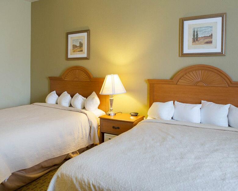Hotel Quality Inn & Suites
