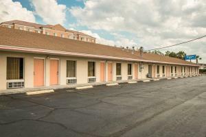 Hotel Rodeway Inn
