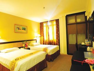 Hallmark Hotel