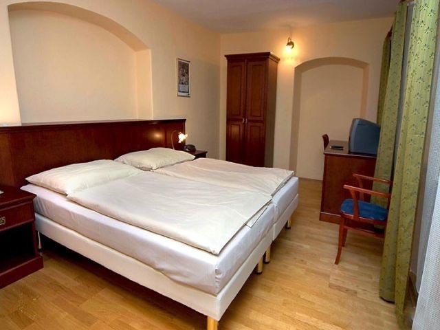 U Suteru Hotel