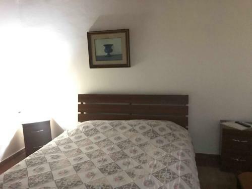 Hostal Guesthouse Alberti Llogara