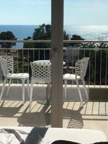 Domus Hotel & Apartments