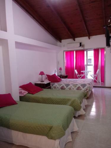 Hotel Hostal Atix