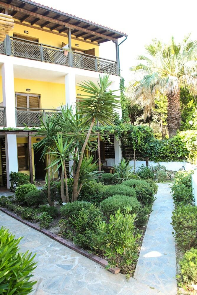 Ammon Garden Hotel