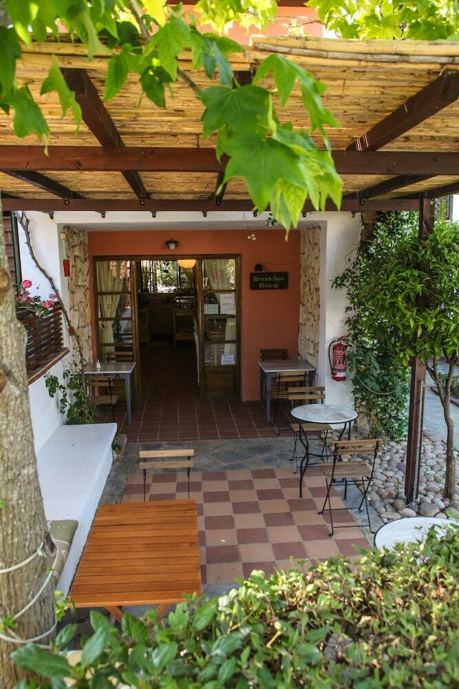 Ammon Garden Hotel