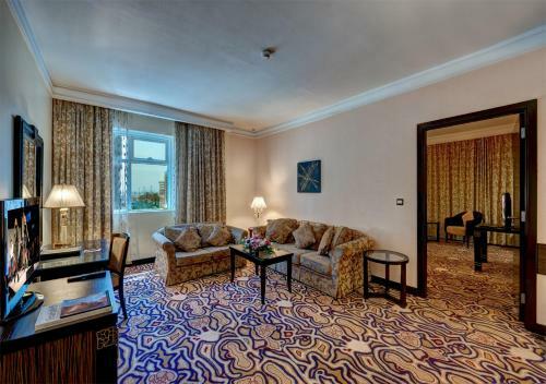 Hotel Sharjah Palace