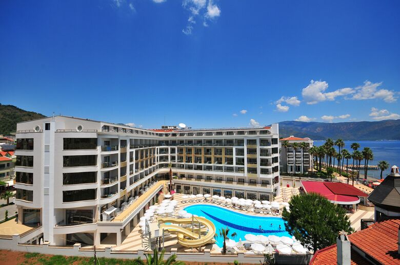 Golden Rock Beach Hotel