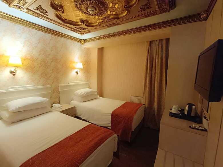 Golden Horn Hotel