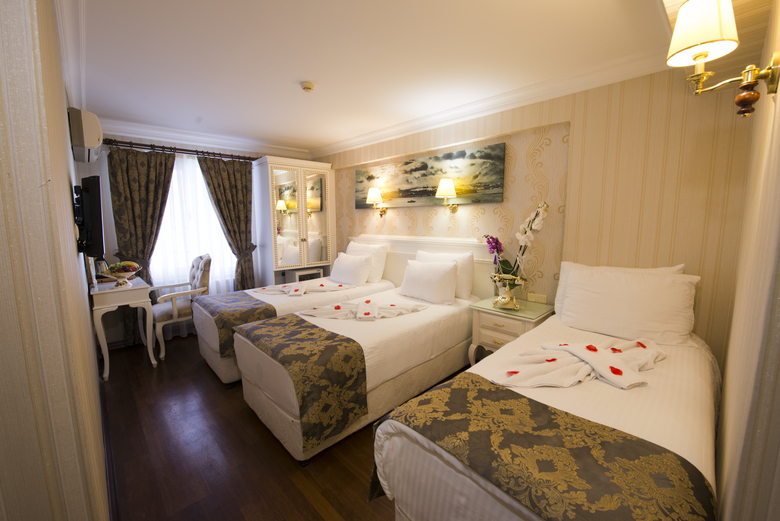 Golden Horn Hotel