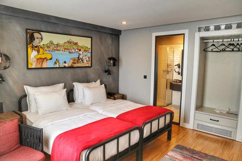 Poem Special Hotel