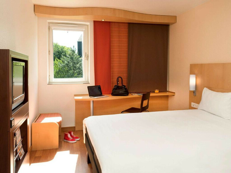 Ibis Nogent Sur Marne Hotel