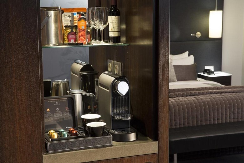 Hotel Renaissance Paris Arc De Triomphe