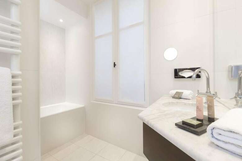 Exclusive Hotel Montfleuri Arc De Triomphe