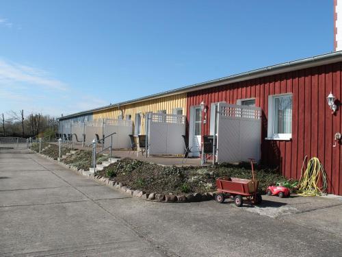 Welcoming Apartment In Wiek With Garden
