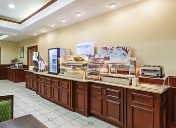 Holiday Inn Express Hotel & Suites Pharr