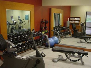 Hotel Embassy Suites