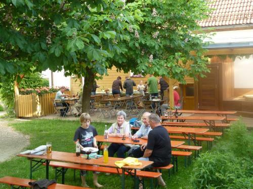 Hostal Landgasthof Zum Elsabauern