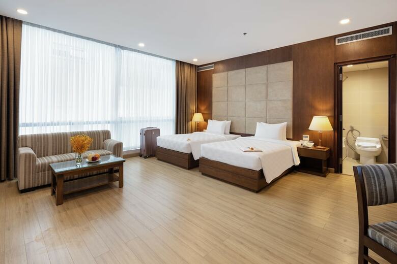 Eden Star Saigon Hotel
