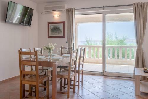 Apartments By The Sea Baric Draga (Karlobag) - 15583