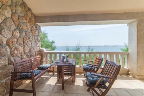 Apartments By The Sea Baric Draga (Karlobag) - 15583