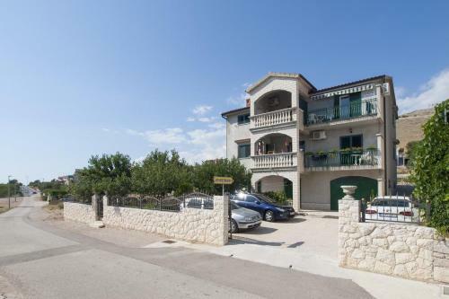 Apartments With A Parking Space Grebastica (sibenik) - 11572