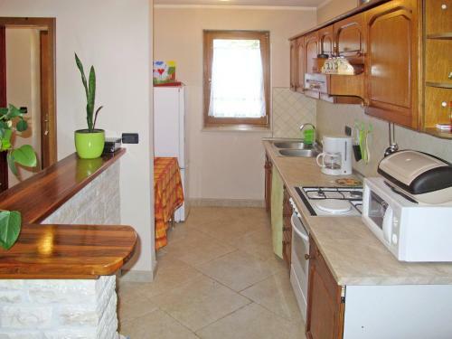 Holiday Home Stari Dvor (pzn261)