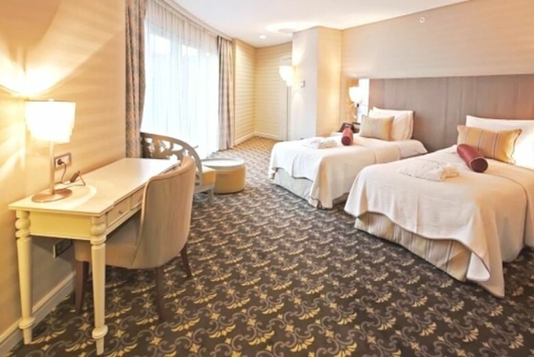 Opera Hotel