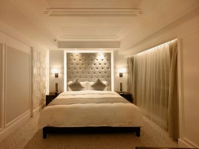 Hotel Paramount Gallery
