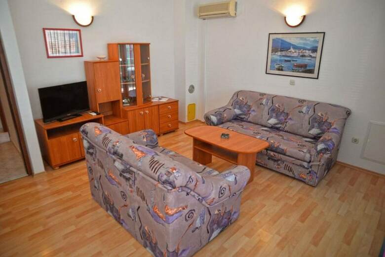 Apartments Divna