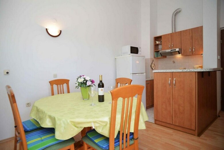 Apartments Divna