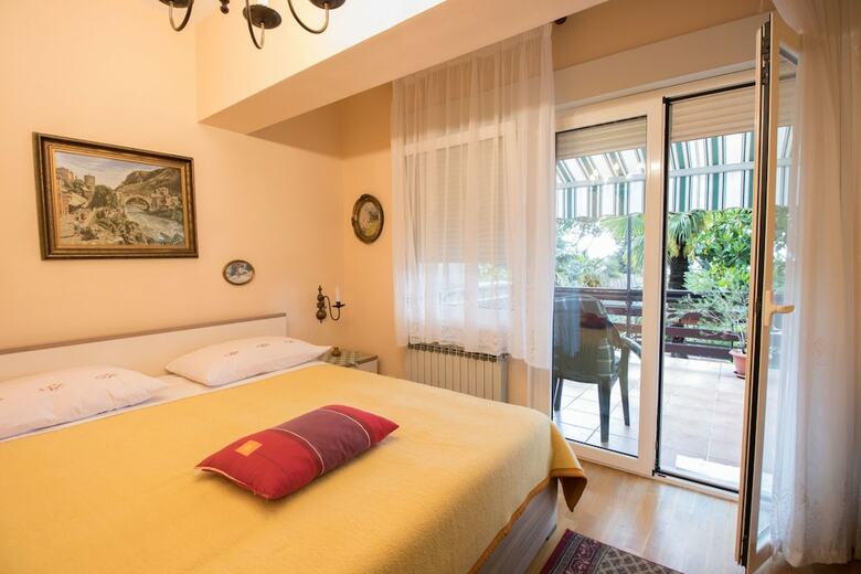 Hostal Rooms Antica