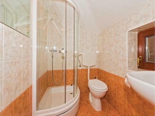 Two-bedroom Apartment In Bilice
