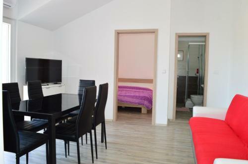 Apartments Slavica 1310